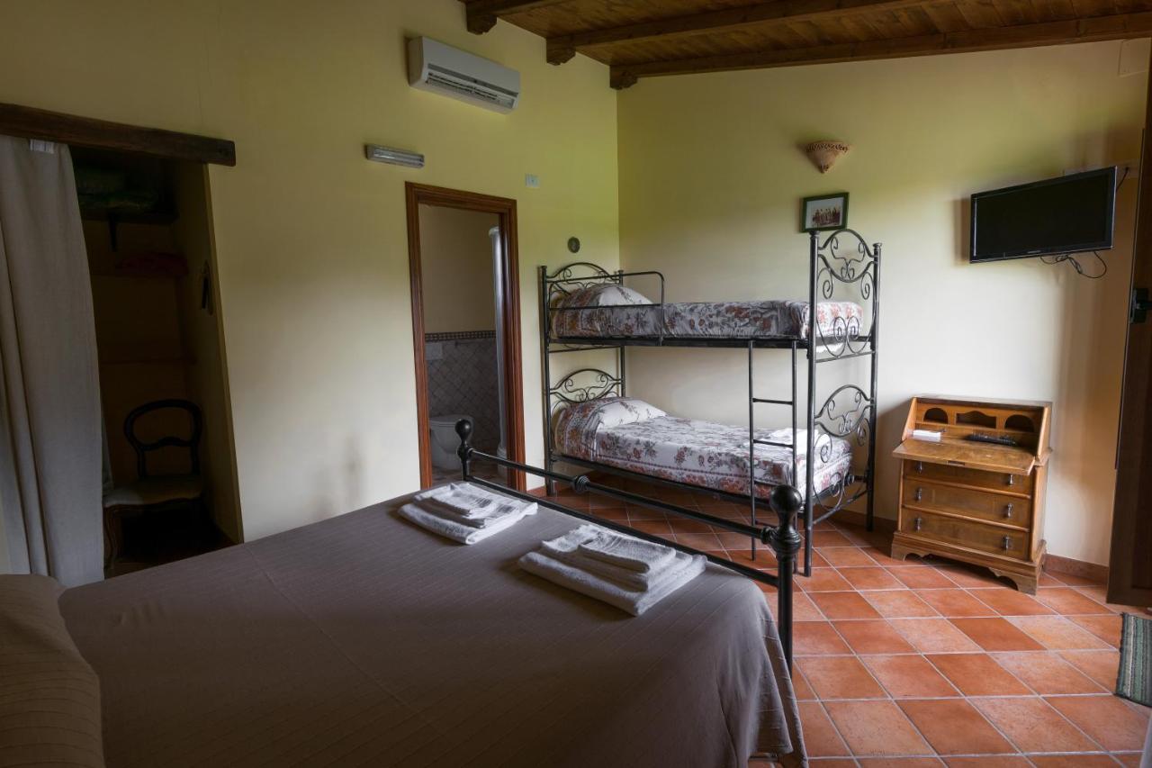 Agriturismo Il Poggio Vetralla Eksteriør billede