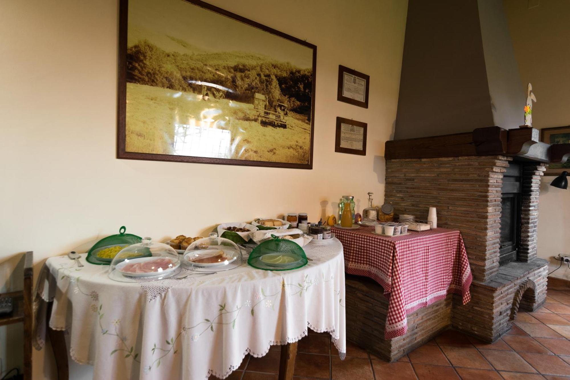 Agriturismo Il Poggio Vetralla Eksteriør billede